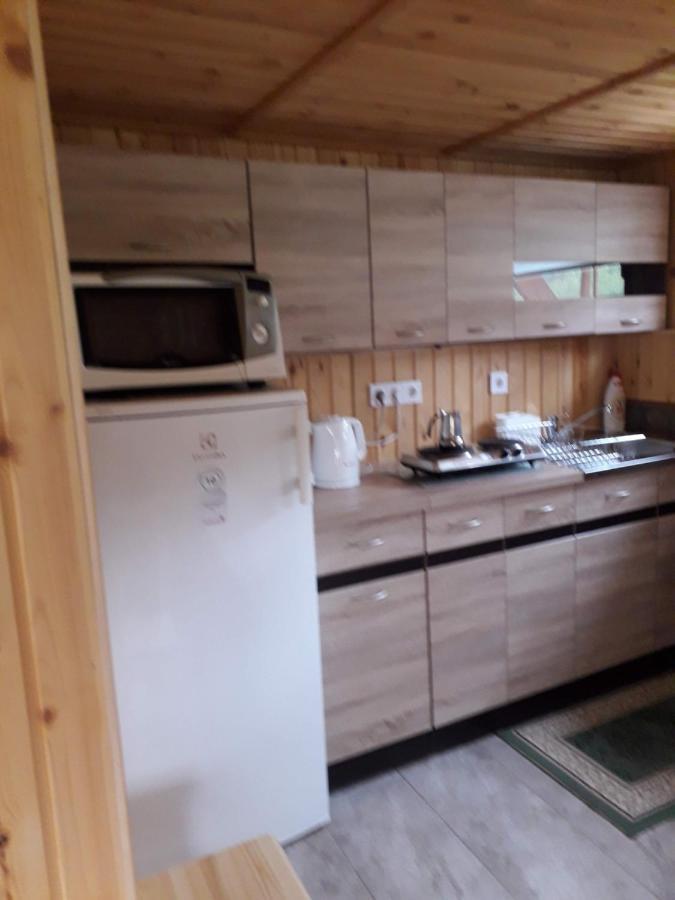 Matyas Apartman Tard Buitenkant foto